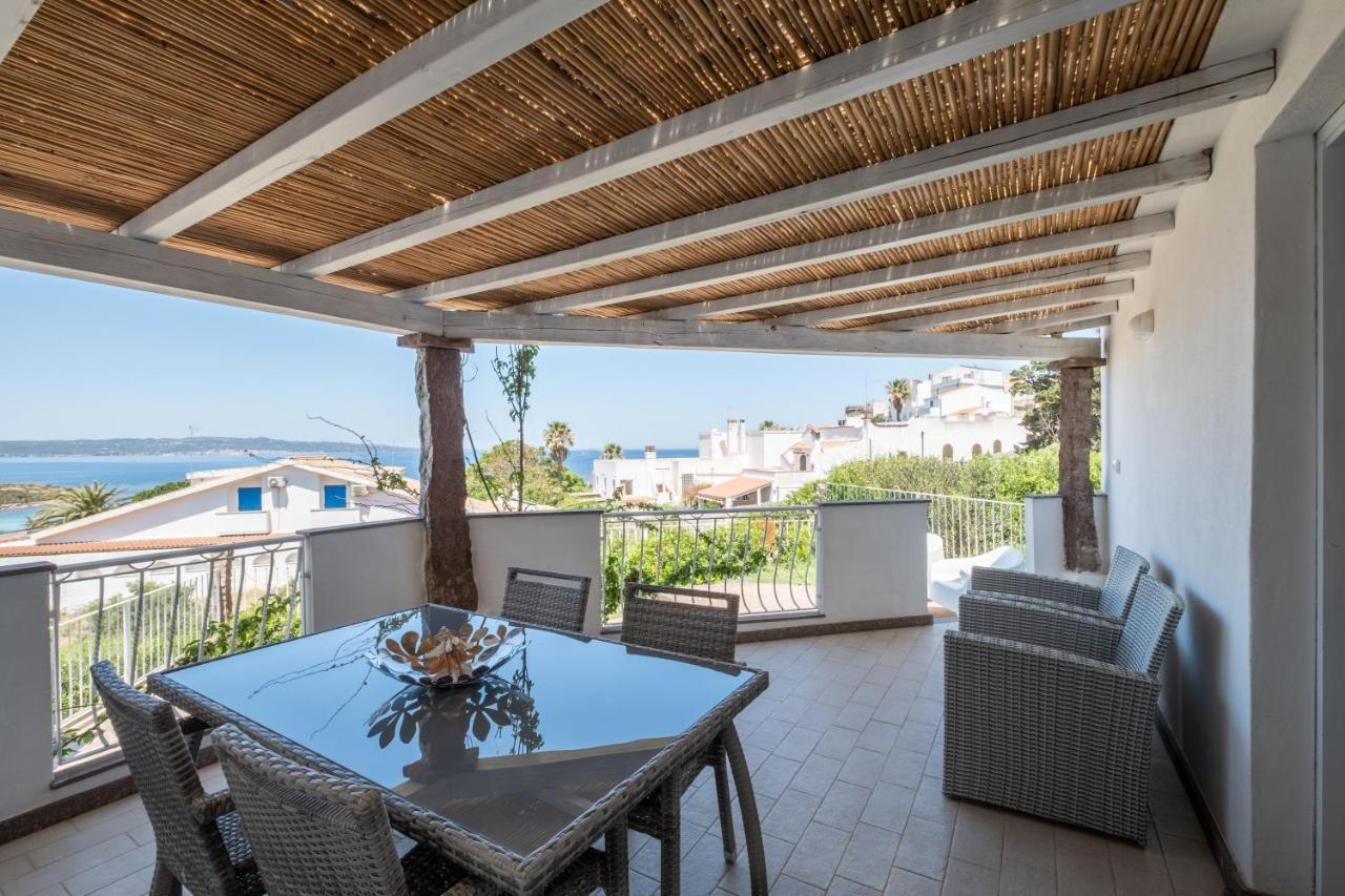 Le Nacchere Dimore A Portata Di Mare Calasetta Exterior photo