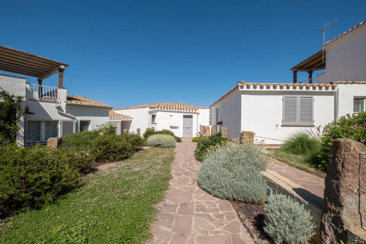 Le Nacchere Dimore A Portata Di Mare Calasetta Exterior photo